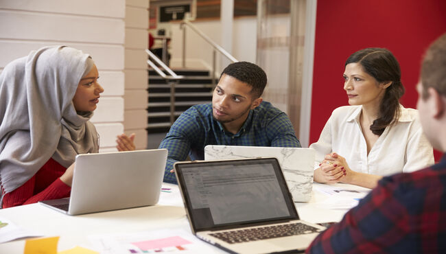 SCI Scholarship recipients study together.